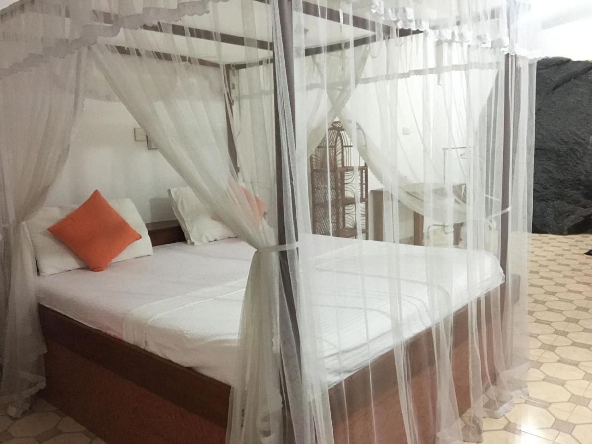Rock House Otel Unawatuna Dış mekan fotoğraf